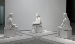 Giulio Paolini, Tre per tre (OGNUNO è L’ALTRO O NESSUNO), 1998 - 1999. MAXXI Museo nazionale delle arti del XXI secolo, Roma. Comodato UniCredit Art Collection. Foto Patrizia Tocci